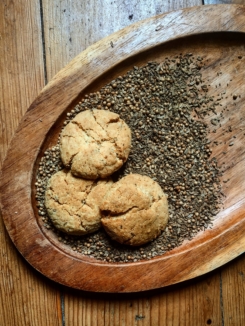 sablés aux graines aromatiques